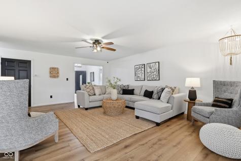 3830 S Redbird Trail New Palestine IN 46163