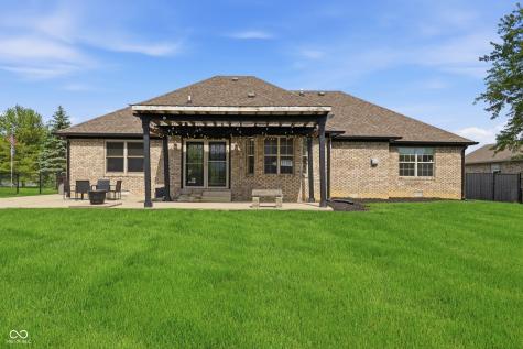3830 S Redbird Trail New Palestine IN 46163