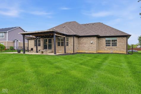 3830 S Redbird Trail New Palestine IN 46163