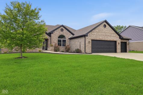 3830 S Redbird Trail New Palestine IN 46163