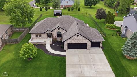 3830 S Redbird Trail New Palestine IN 46163