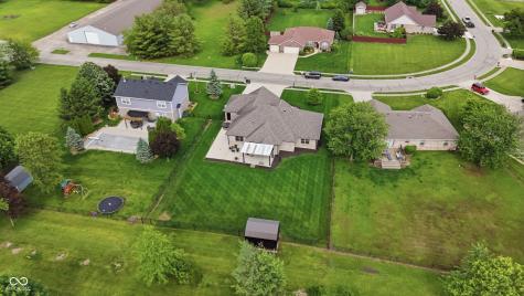 3830 S Redbird Trail New Palestine IN 46163