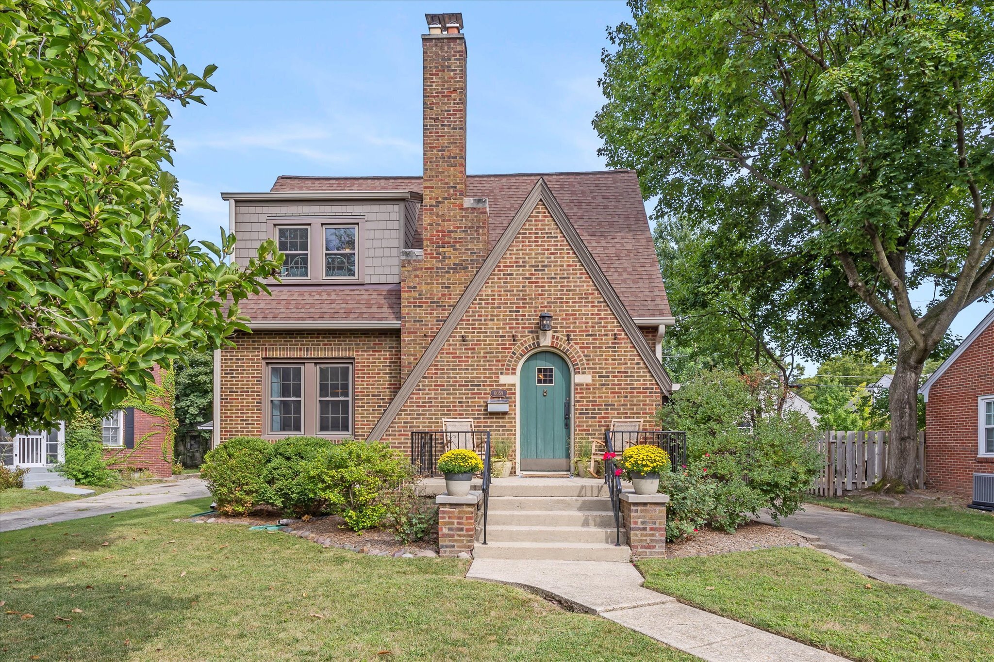 6059 N Park Avenue Indianapolis IN 46220