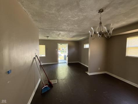 1525 Comer Avenue Indianapolis IN 46203