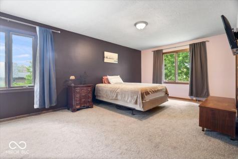 7018 Creekwood Estates Brownsburg IN 46112