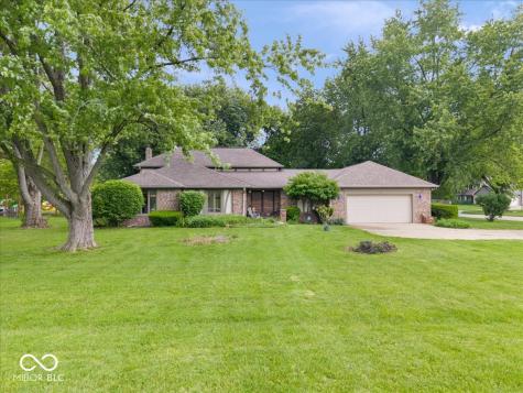 7018 Creekwood Estates Brownsburg IN 46112