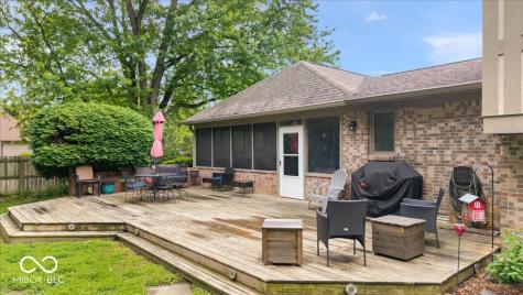 7018 Creekwood Estates Brownsburg IN 46112
