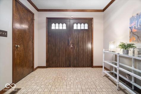 7018 Creekwood Estates Brownsburg IN 46112