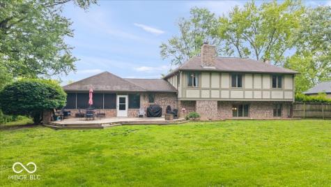 7018 Creekwood Estates Brownsburg IN 46112