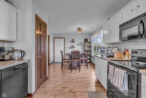 893 Sagittarius Avenue Franklin IN 46131