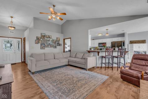 893 Sagittarius Avenue Franklin IN 46131