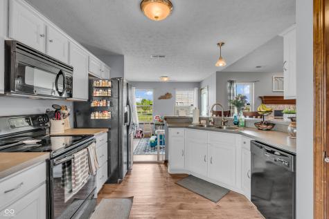 893 Sagittarius Avenue Franklin IN 46131