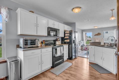 893 Sagittarius Avenue Franklin IN 46131