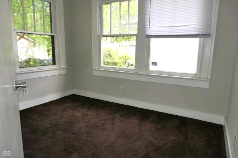614 N Chester Avenue Indianapolis IN 46201