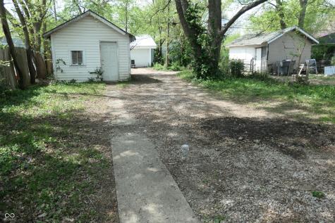 614 N Chester Avenue Indianapolis IN 46201