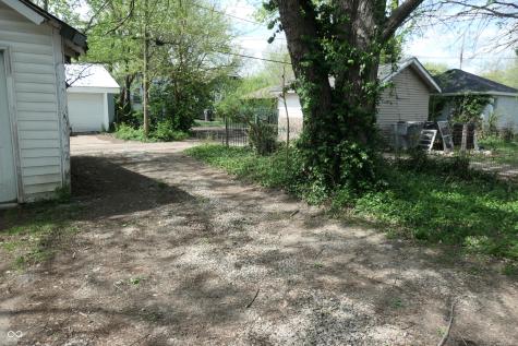 614 N Chester Avenue Indianapolis IN 46201