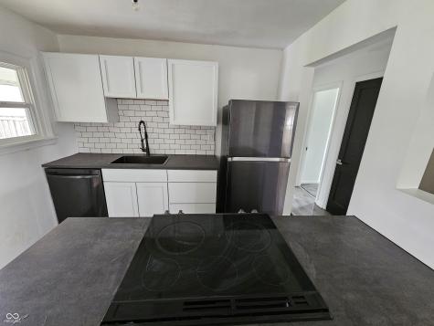 2016 Glenridge Drive Indianapolis IN 46218