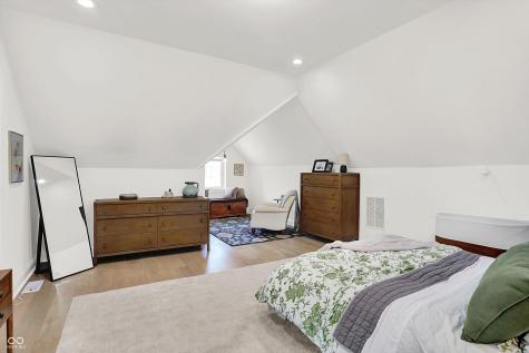 413 Sanders Street Indianapolis IN 46225
