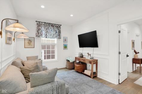 413 Sanders Street Indianapolis IN 46225
