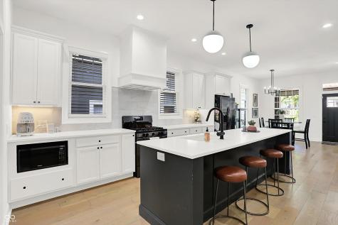 413 Sanders Street Indianapolis IN 46225