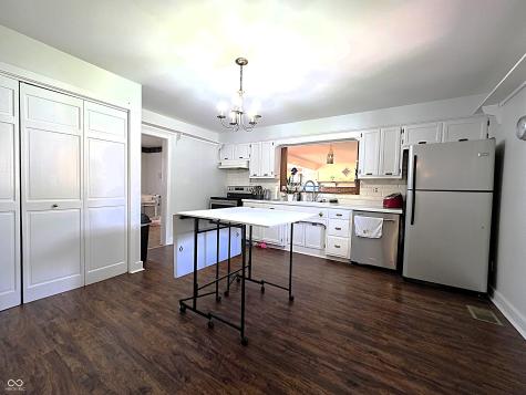 6908 Mendenhall Road Indianapolis IN 46221