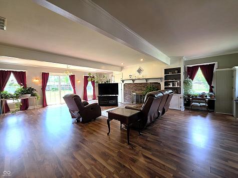 6908 Mendenhall Road Indianapolis IN 46221