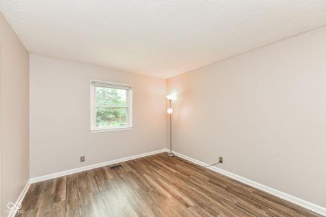 34 Sleepy Hollow Court Westfield IN 46074
