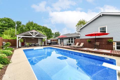 34 Sleepy Hollow Court Westfield IN 46074