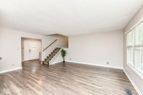 34 Sleepy Hollow Court Westfield IN 46074