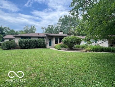 1802 Laurel Drive Columbus IN 47203