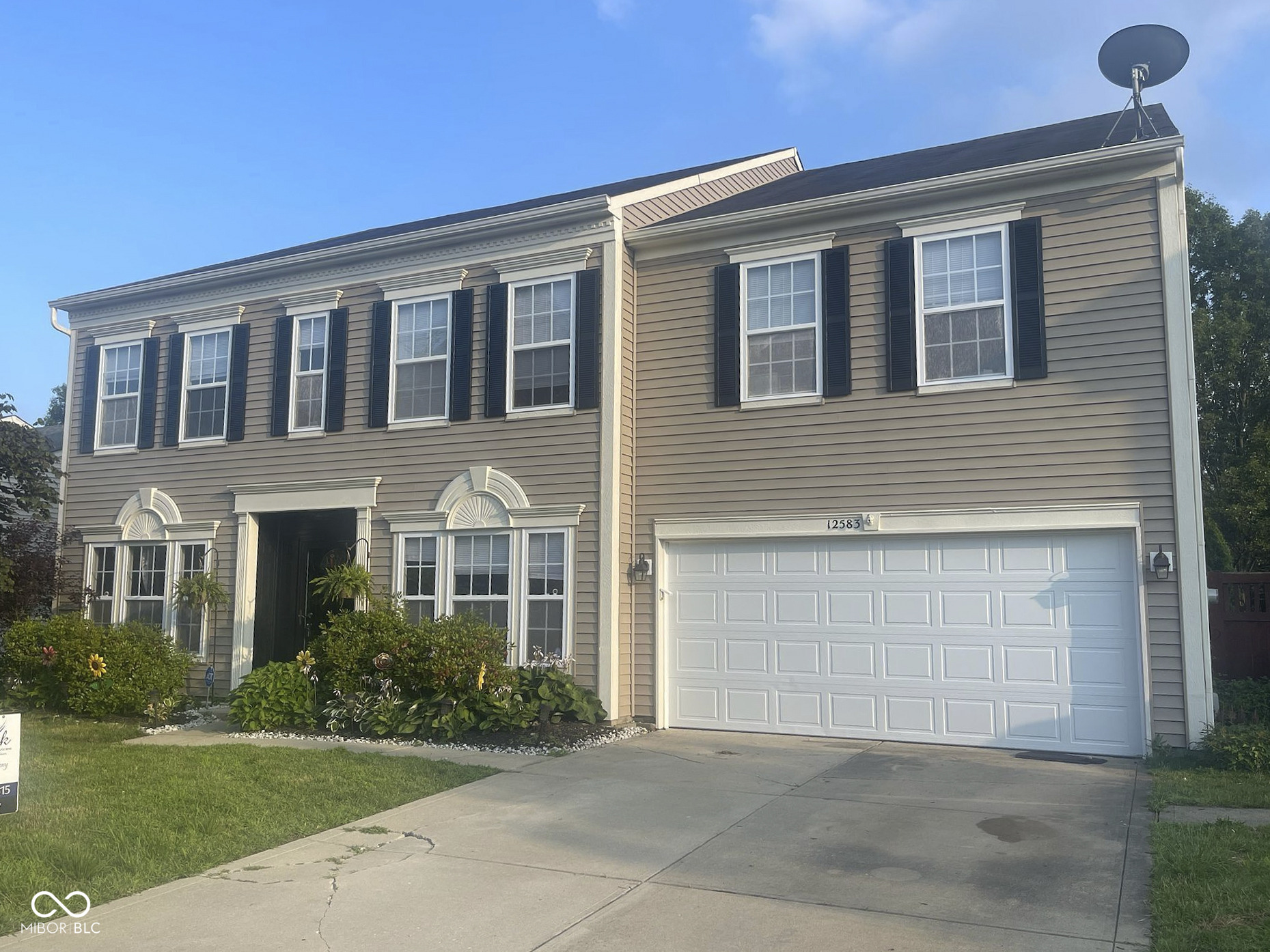 12583 Courage Crossing Fishers IN 46037