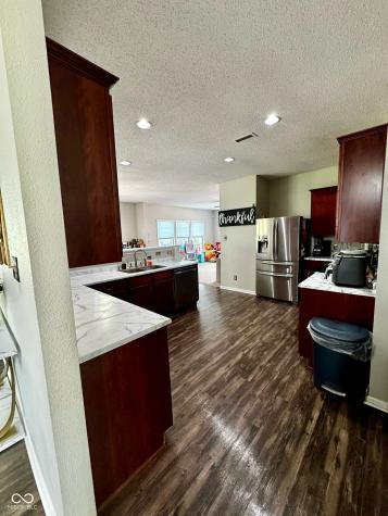 12583 Courage Crossing Fishers IN 46037