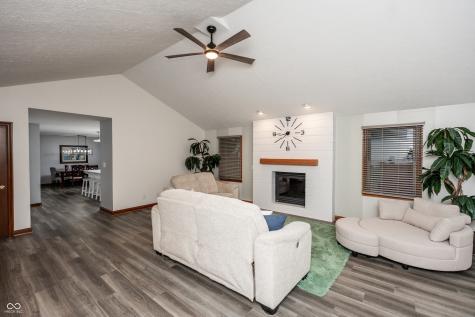 6475 Fieldstream Drive Avon IN 46123
