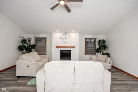 6475 Fieldstream Drive Avon IN 46123