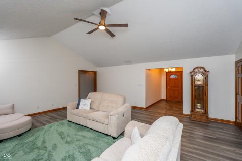 6475 Fieldstream Drive Avon IN 46123