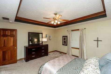 6475 Fieldstream Drive Avon IN 46123