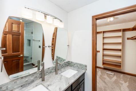 6475 Fieldstream Drive Avon IN 46123