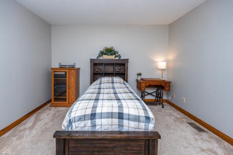 6475 Fieldstream Drive Avon IN 46123