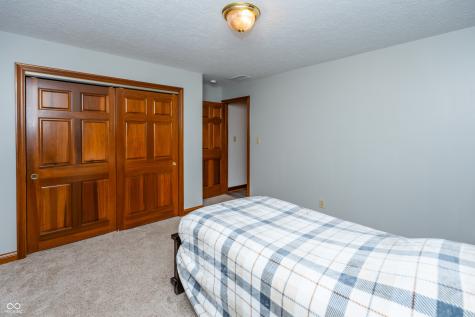 6475 Fieldstream Drive Avon IN 46123