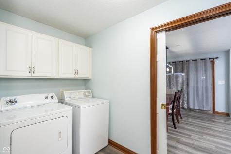 6475 Fieldstream Drive Avon IN 46123