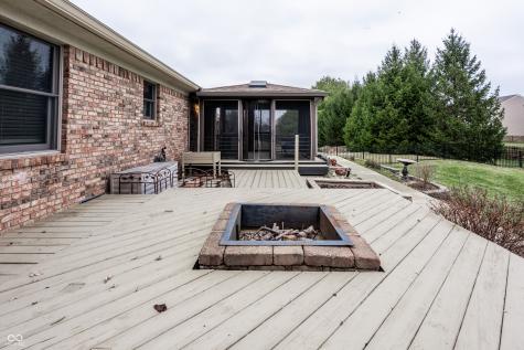 6475 Fieldstream Drive Avon IN 46123