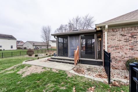 6475 Fieldstream Drive Avon IN 46123