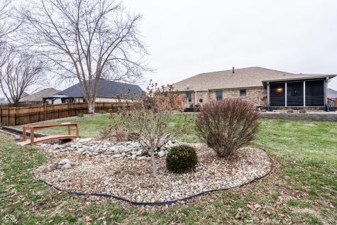 6475 Fieldstream Drive Avon IN 46123