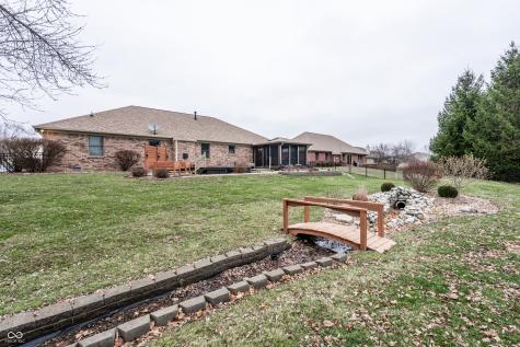 6475 Fieldstream Drive Avon IN 46123