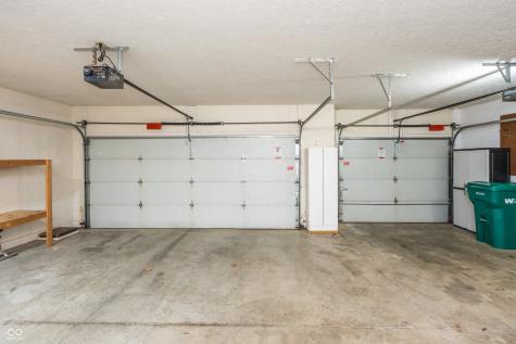 6475 Fieldstream Drive Avon IN 46123