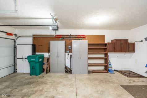 6475 Fieldstream Drive Avon IN 46123