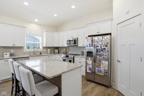 6707 Ventnor Lane Indianapolis IN 46217