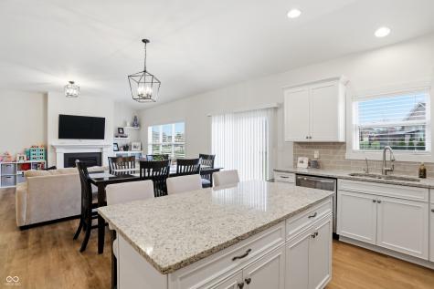 6707 Ventnor Lane Indianapolis IN 46217
