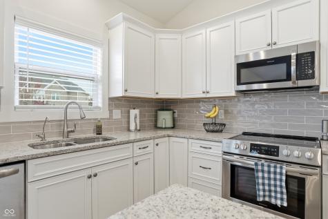 6707 Ventnor Lane Indianapolis IN 46217