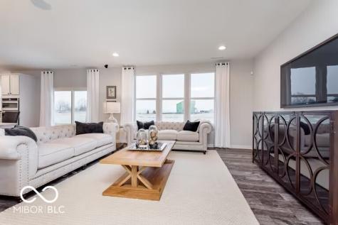 7234 Barrett Drive Brownsburg IN 46112